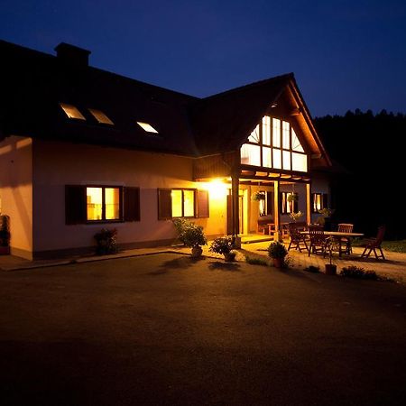 Gaestehaus Biohof 里欧查赫 外观 照片